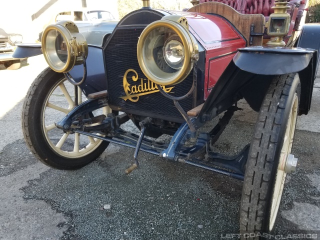 1910-cadillac-touring-022.jpg