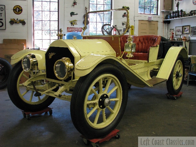 1910 Cadillac Model 30 Slide Show