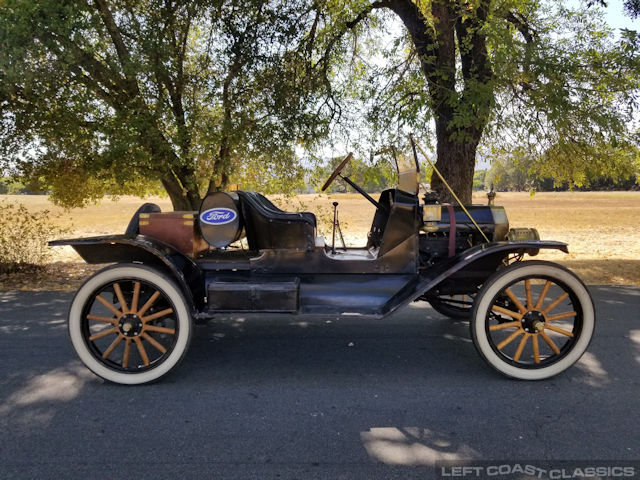 1913-ford-model-t-speedster-017.jpg