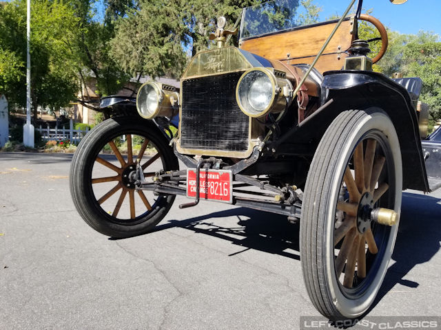 1913-ford-model-t-speedster-030.jpg