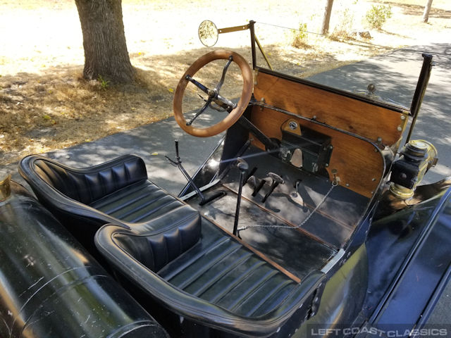 1913-ford-model-t-speedster-074.jpg