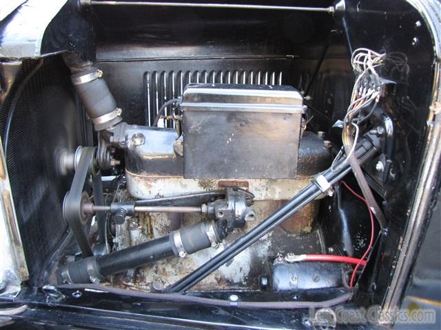 1926-ford-model-t-sedan-059.jpg