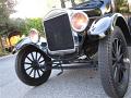 1926-ford-model-t-sedan-023