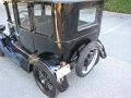 1926-ford-model-t-sedan-081