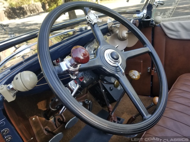 1930-ford-model-a-roadster-pickup-104.jpg