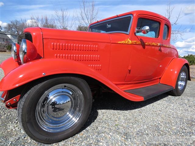 1932-ford-5-window-coupe-083.jpg