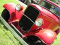 1932 Ford close-up front