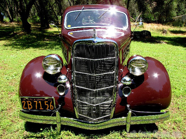 1935 Ford Deluxe 5-Window Coupe for sale