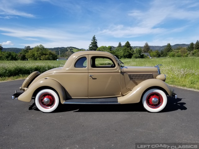 1935-ford-deluxe-5-window-coupe-021.jpg