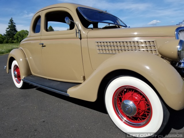 1935-ford-deluxe-5-window-coupe-043.jpg