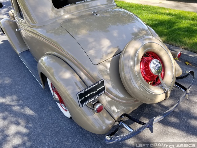 1935-ford-deluxe-5-window-coupe-065.jpg