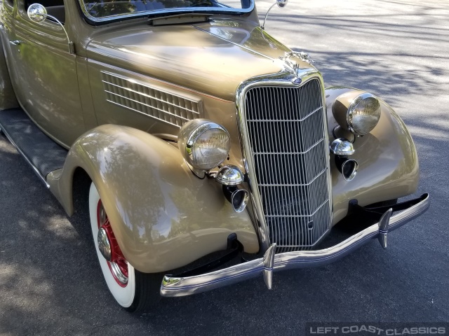 1935-ford-deluxe-5-window-coupe-067.jpg