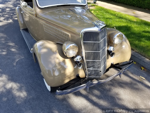 1935-ford-deluxe-5-window-coupe-068.jpg