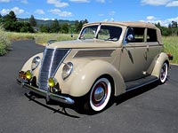 1937 Ford Deluxe Convertible