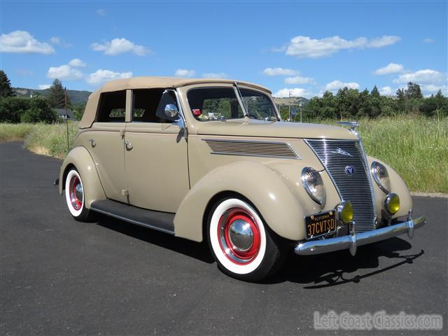 1937-ford-deluxe-convertible-056.jpg