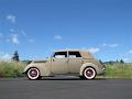 1937-ford-deluxe-convertible-021