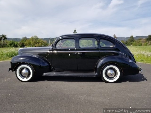 1939-ford-deluxe-008.jpg