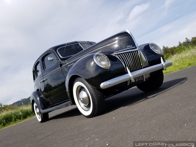 1939-ford-deluxe-022.jpg