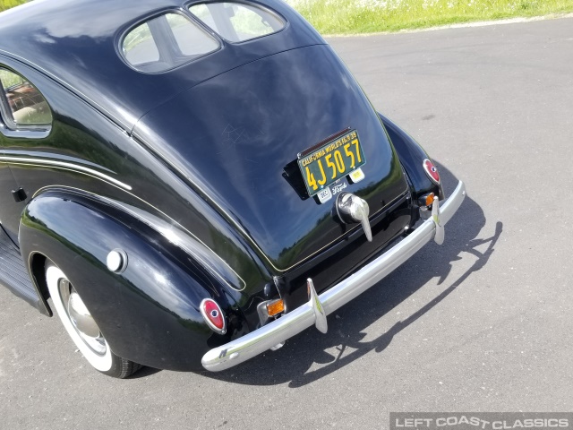 1939-ford-deluxe-054.jpg