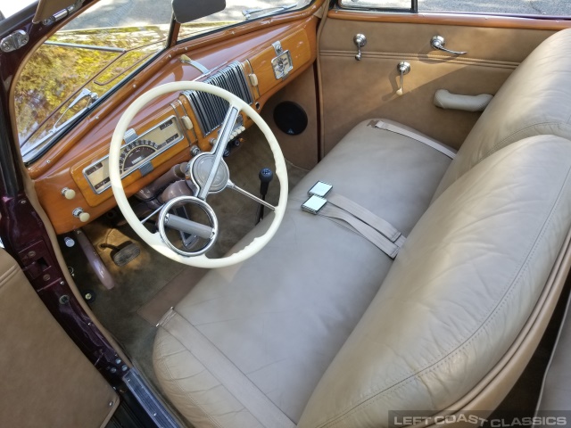 1940-chevrolet-special-deluxe-convertible-092.jpg