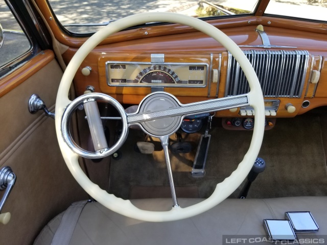 1940-chevrolet-special-deluxe-convertible-108.jpg