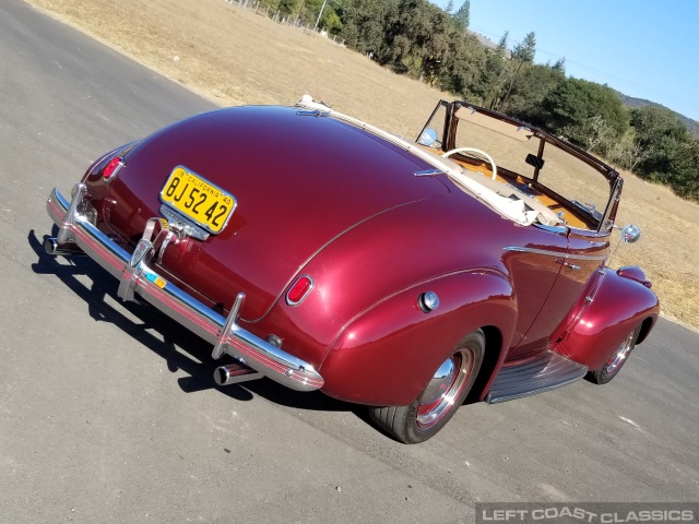 1940-chevrolet-special-deluxe-convertible-220.jpg