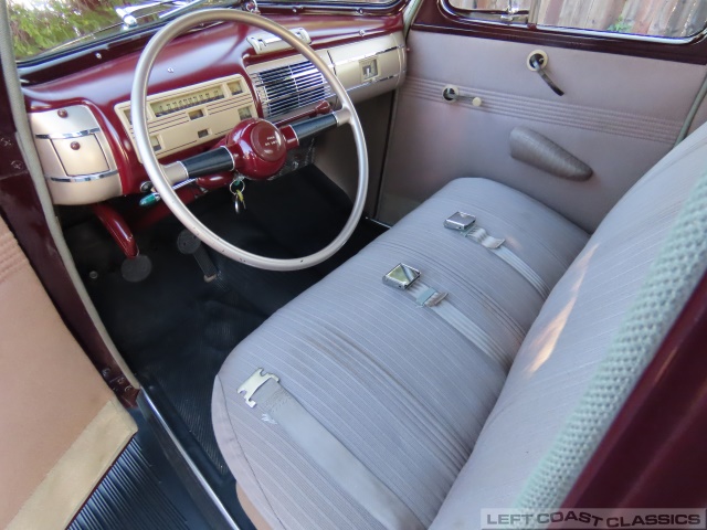 1940-ford-deluxe-094.jpg