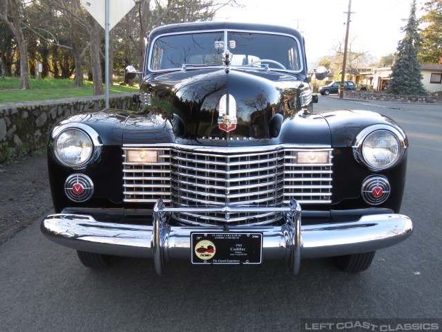 1941-cadillac-fleetwood-005.jpg