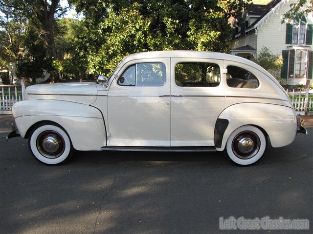 1941-ford-deluxe-021.jpg