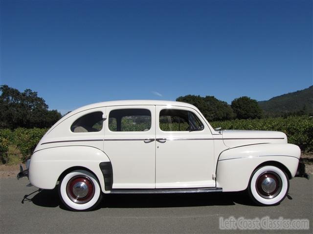 1941-ford-deluxe-036.jpg