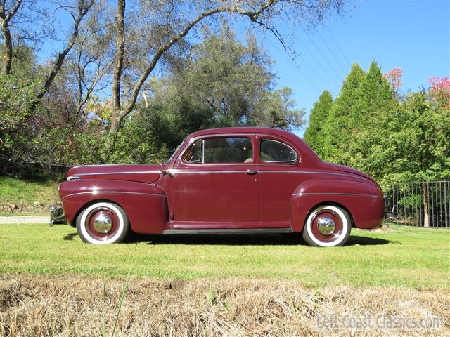 1941-ford-super-deluxe-260.jpg