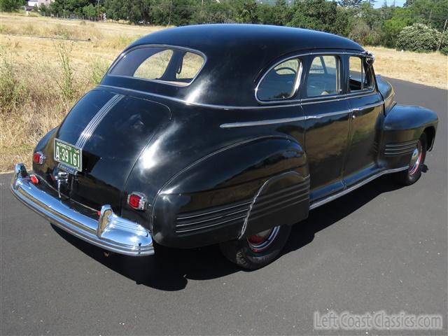 1941-pontiac-deluxe-torpedo-022.jpg