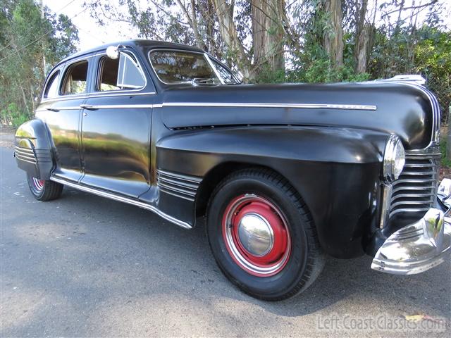 1941-pontiac-deluxe-torpedo-057.jpg