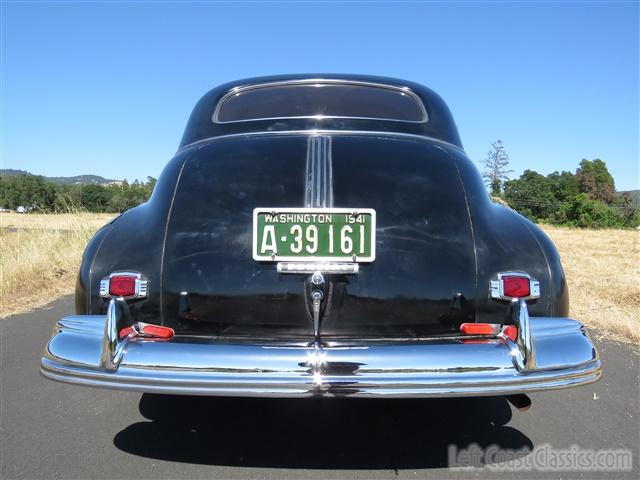 1941-pontiac-deluxe-torpedo-150.jpg