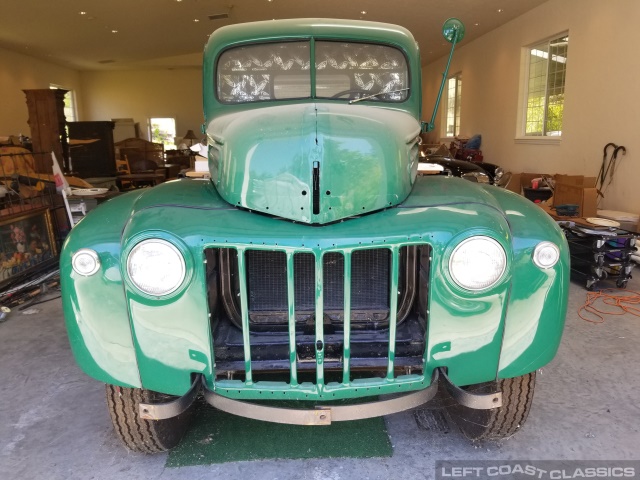 1946-ford-stakebed-truck-002.jpg