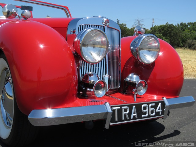 1949-triumph-2000-050.jpg