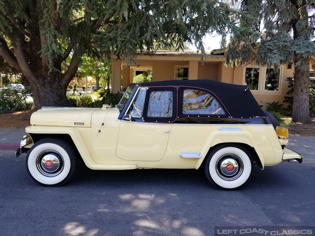 1949-willys-jeepster-004.jpg