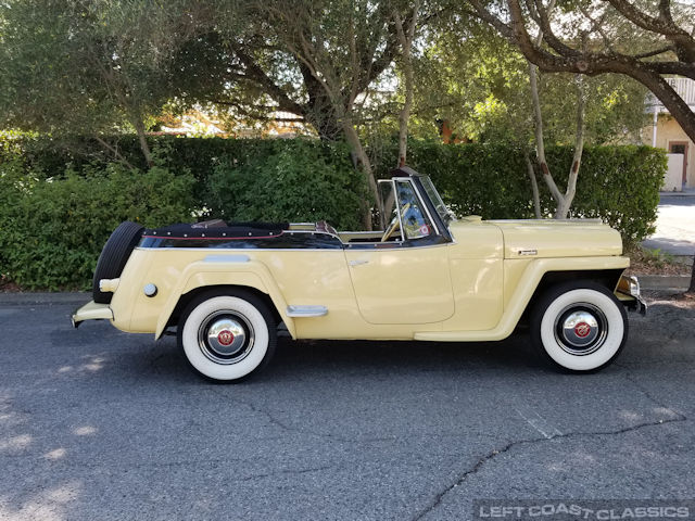 1949-willys-jeepster-020.jpg