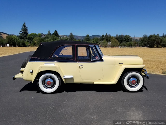 1949-willys-jeepster-022.jpg