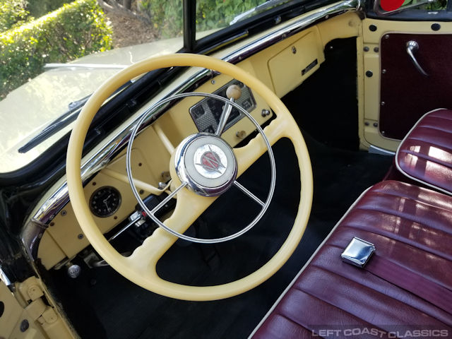 1949-willys-jeepster-075.jpg