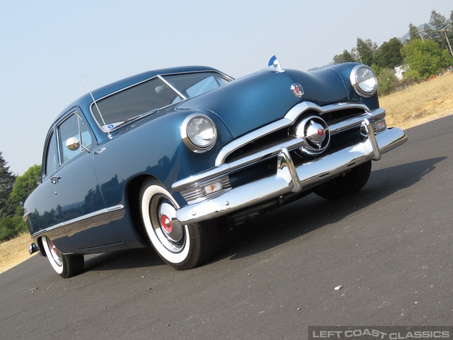 1950-ford-custom-shoebox-036.jpg