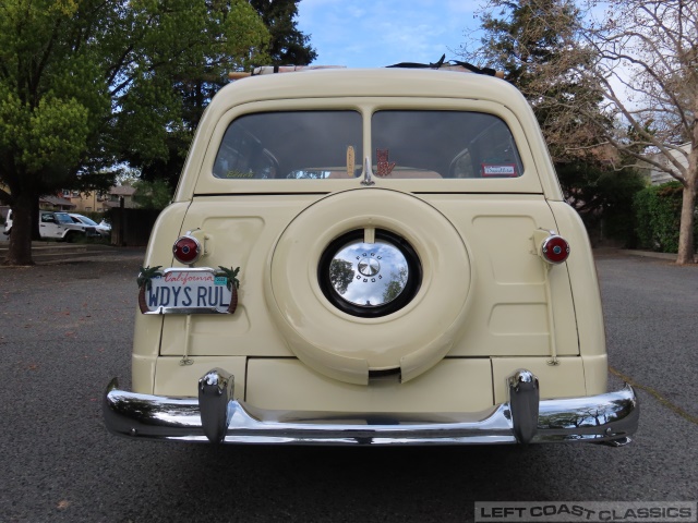 1950-ford-woody-wagon-017.jpg