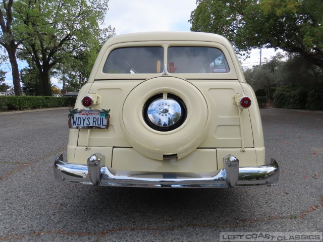 1950-ford-woody-wagon-018.jpg