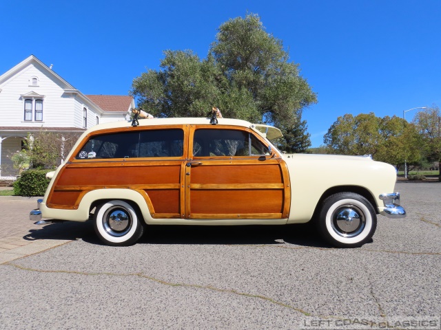 1950-ford-woody-wagon-026.jpg