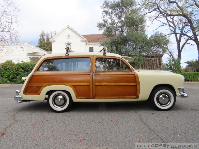 1950-ford-woody-wagon-029.jpg