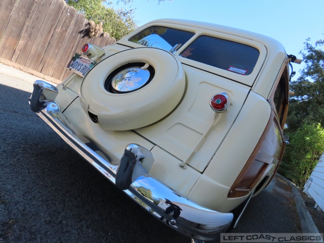 1950-ford-woody-wagon-045.jpg