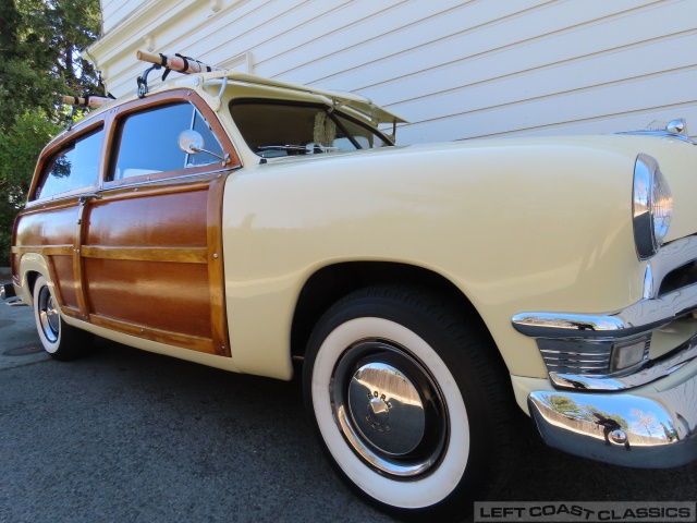 1950-ford-woody-wagon-081.jpg