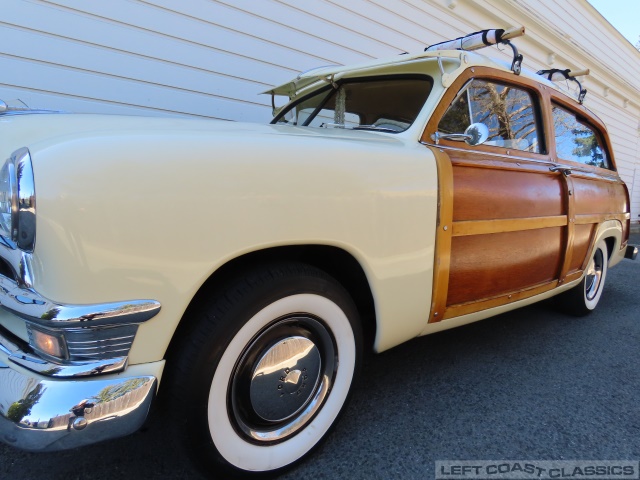 1950-ford-woody-wagon-085.jpg