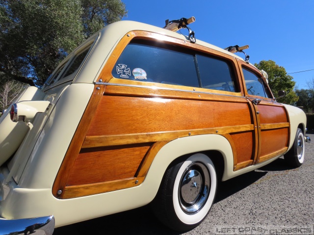 1950-ford-woody-wagon-095.jpg