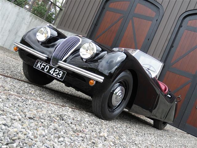 1952-jaguar-xk120-ots-018.jpg